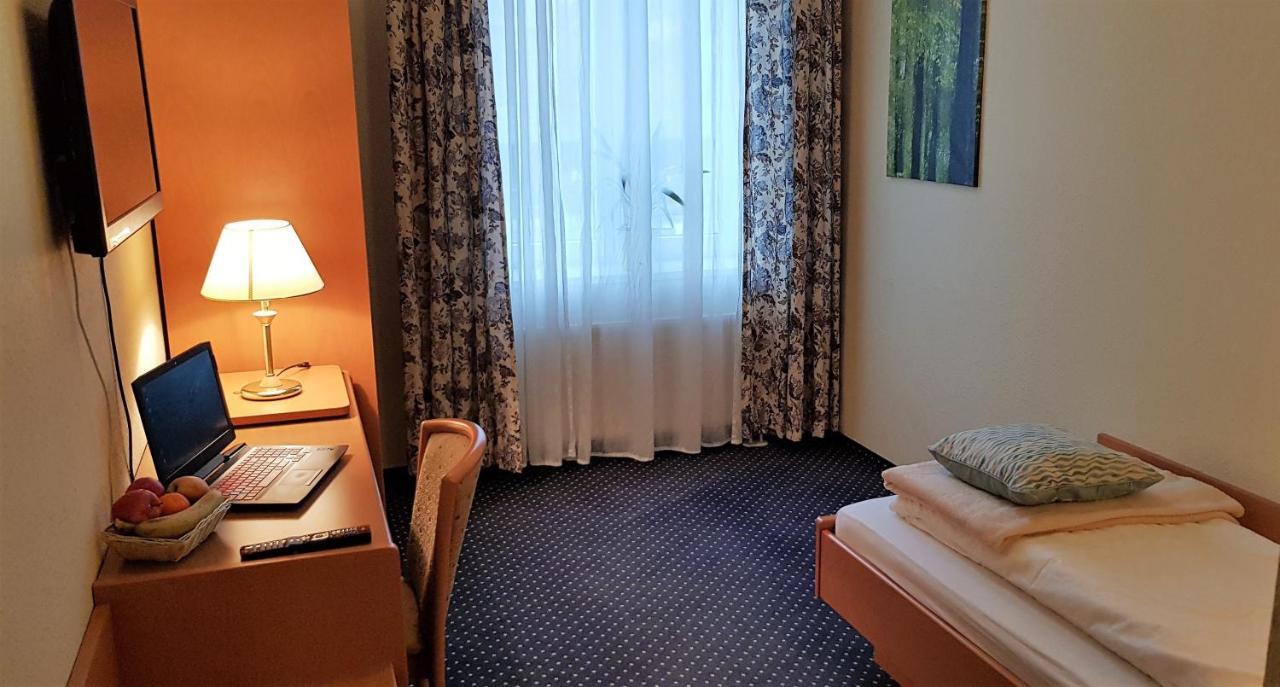 Hotel Altberesinchen 奥得河畔法兰克福 外观 照片